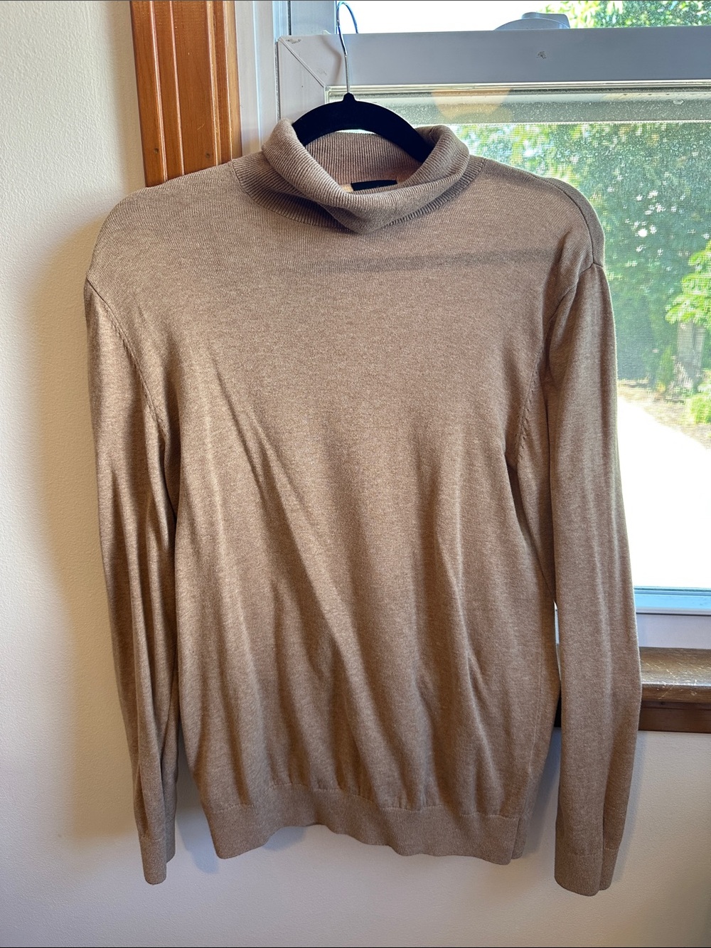 H&M Men’s Camel/Light Brown Thin Turtleneck Sweater